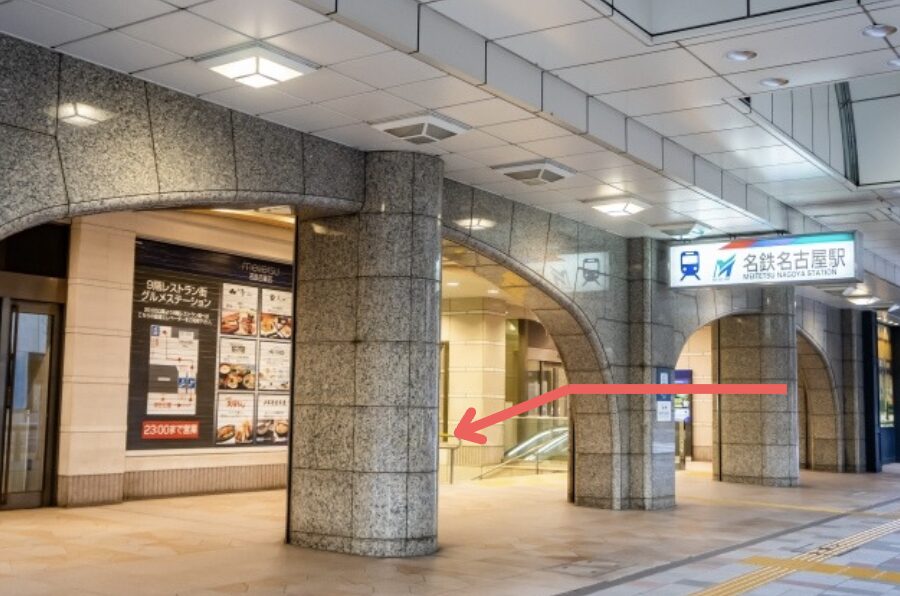 名鉄名古屋駅の改札口